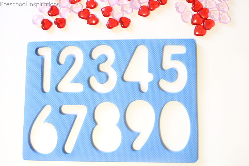 Number recognition activity for Valentine's Day