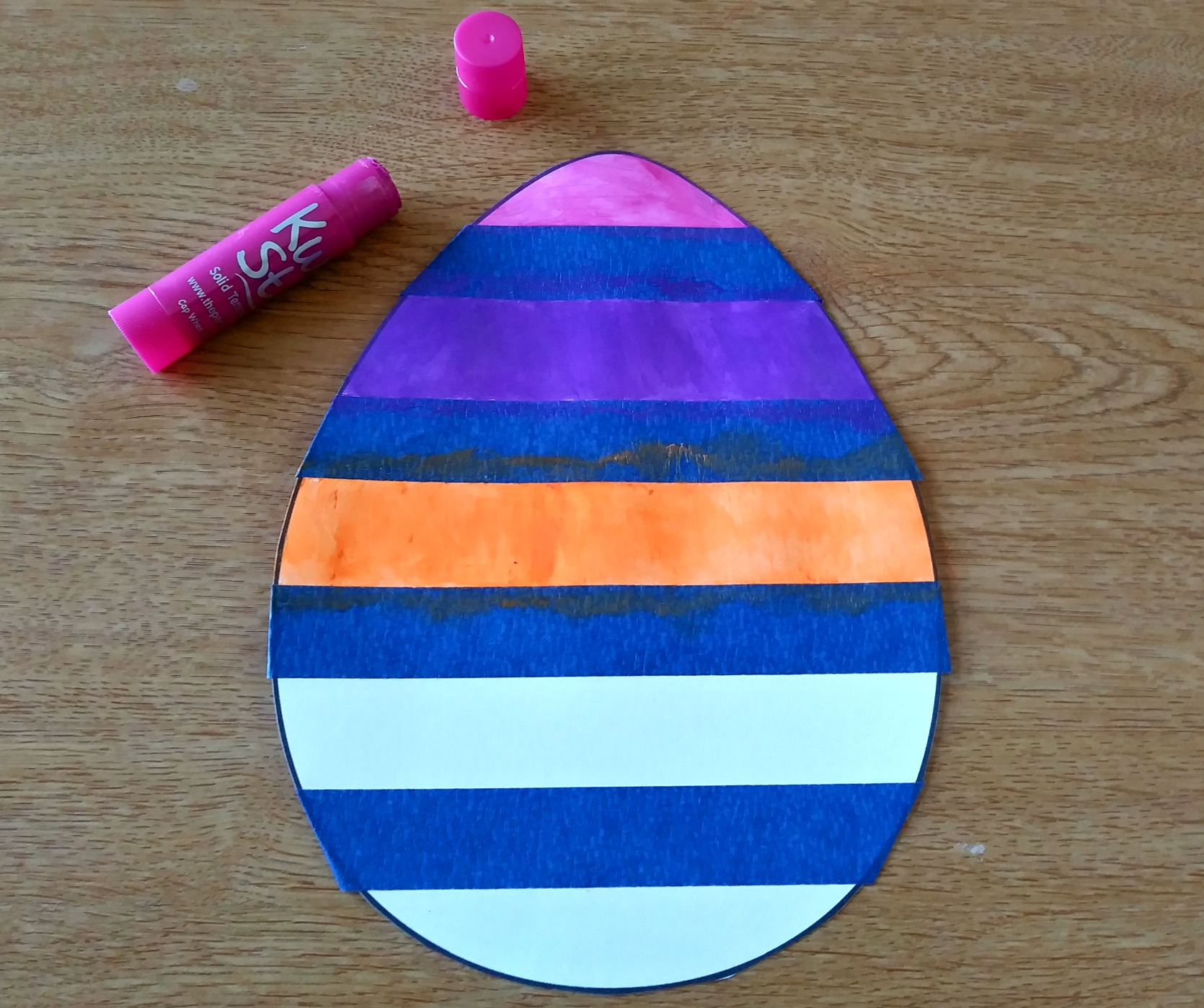 Fun and easy Easter egg art for kids
